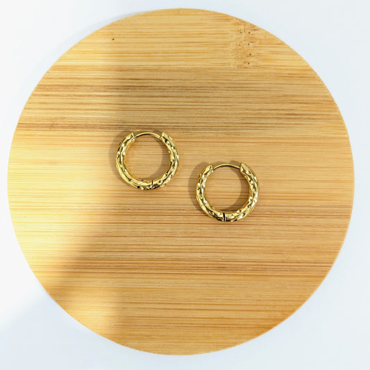 Créoles rondes martelées 18mm